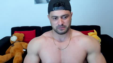 Thomas Brandon online show from 02/01/25, 07:05