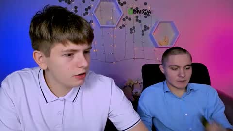 thomas_crow online show from 11/17/25, 10:10