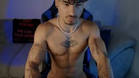 Snapshot of thomas_fit1 chatting on 07/08/26, 12:42 Thomas 3 JUST STAY AND BE MY LAST LOVE online show from 07/08/26, 12:42