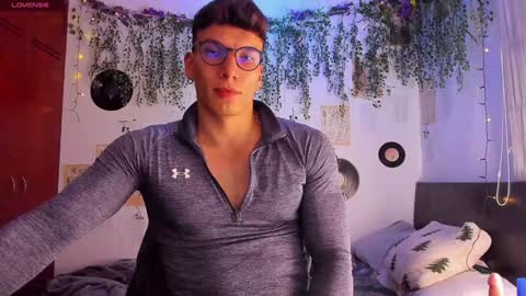 Thomas Grey online show from 02/08/25, 03:41