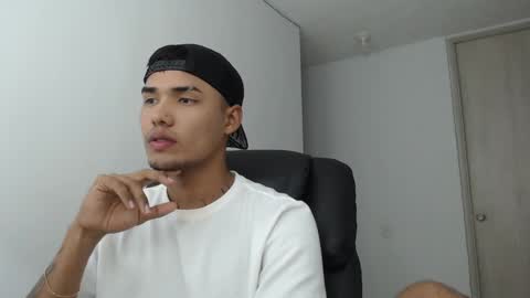 Thomas online show from 01/15/25, 07:59