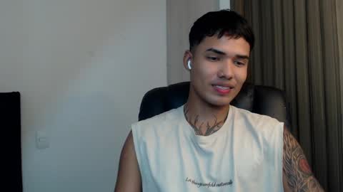 Thomas online show from 01/28/25, 03:25