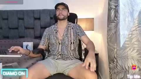 Thomas online show from 10/05/25, 03:32