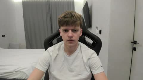 Tomas online show from 03/26/26, 08:03