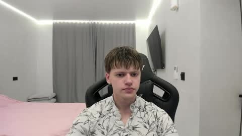 Tomas online show from 04/04/26, 07:22