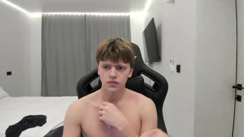 Tomas online show from 04/16/26, 09:39