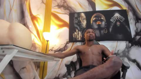 Thomas online show from 10/04/25, 03:59