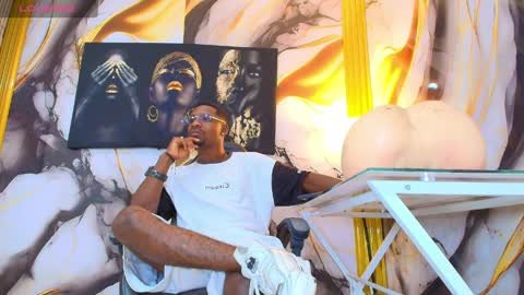 Thomas online show from 04/11/26, 03:44