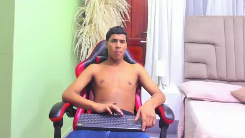 Thomas Valkov online show from 05/11/26, 11:05