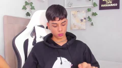 Thomas online show from 11/13/25, 05:17