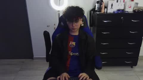 VALERIA online show from 02/18/25, 04:37