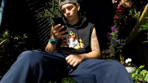 Snapshot of thomasjons chatting on 06/30/26, 04:24 thomasjons online show from 06/30/26, 04:24