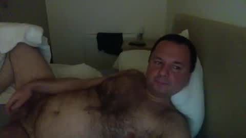 Snapshot of thomaspol chatting on 04/19/26, 10:12 Tom online show from 04/19/26, 10:12