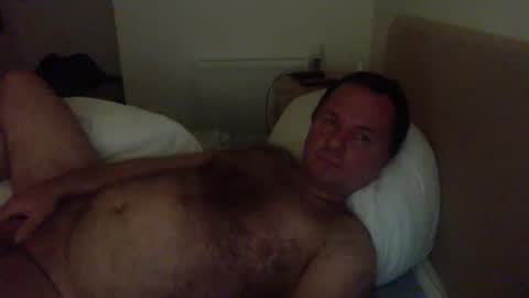 Snapshot of thomaspol chatting on 05/21/26, 10:06 Tom online show from 05/21/26, 10:06