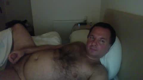 Snapshot of thomaspol chatting on 05/27/26, 10:07 Tom online show from 05/27/26, 10:07