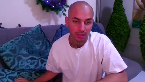 thomas  smith online show from 12/14/24, 09:13