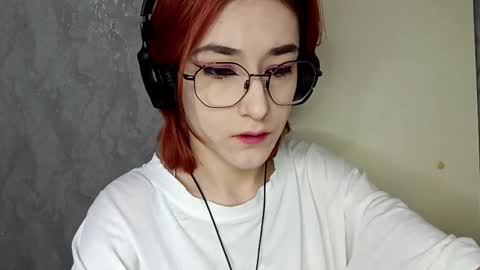 Lina online show from 12/02/25, 12:10