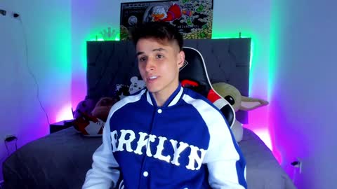 Thom Klein online show from 02/04/25, 06:38