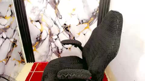 Thomas online show from 03/04/26, 06:14