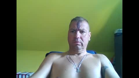 Snapshot of thomsen1478 chatting on 09/16/25, 12:28 thomsen1478 online show from 09/16/25, 12:28
