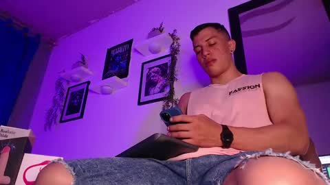 Thoms Every online show from 12/10/24, 03:09