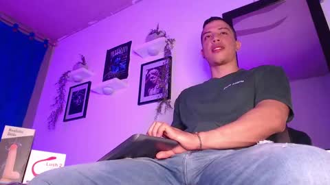 Thoms Every online show from 01/11/25, 03:13