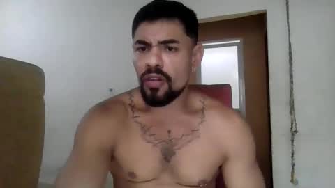 Snapshot of thonybeiio chatting on 10/08/25, 07:00 thonybeiio online show from 10/08/25, 07:00