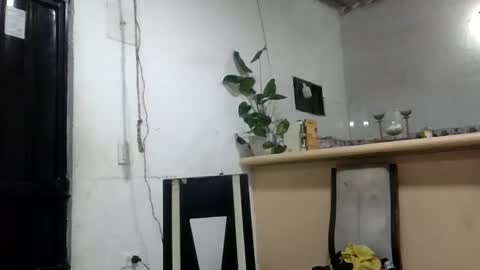 Snapshot of thonybeiio chatting on 10/26/25, 02:17 thonybeiio online show from 10/26/25, 02:17