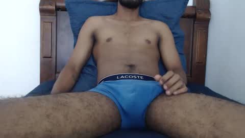 Snapshot of thonymaster chatting on 11/10/25, 05:23 thonyy online show from 11/10/25, 05:23