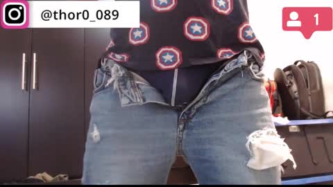 thor0200 online show from 02/01/25, 03:41