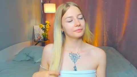 Snapshot of thoracarter chatting on 07/20/26, 10:39 thoracarter online show from 07/20/26, 10:39