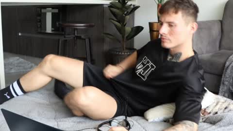 Sebastian online show from 01/31/25, 07:29