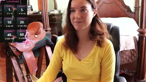 ThornburyRose online show from 02/16/25, 07:16