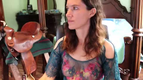 ThornburyRose online show from 09/25/25, 03:27