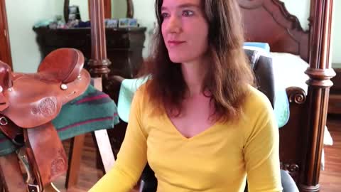 ThornburyRose online show from 02/10/26, 07:07