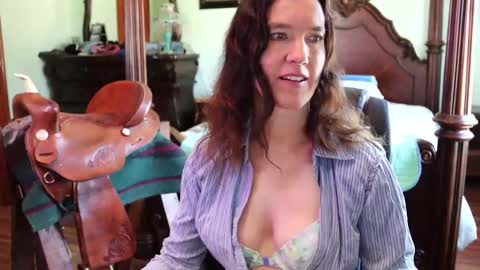 ThornburyRose online show from 03/23/26, 06:34