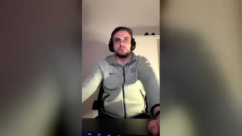 thorodinson03 online show from 02/16/26, 06:04