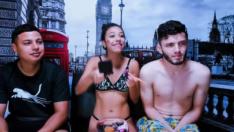 Snapshot of threesome_sexy chatting on 01/21/25, 10:08 BRITHANY BRYAN ALEX online show from 01/21/25, 10:08