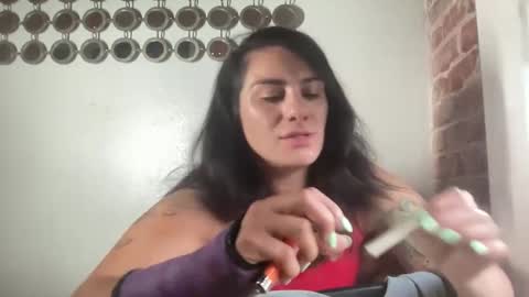 Snapshot of throatyygoat chatting on 09/20/25, 01:45 throatyygoat online show from 09/20/25, 01:45