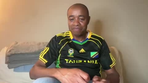 austin xzandros online show from 02/25/25, 12:45