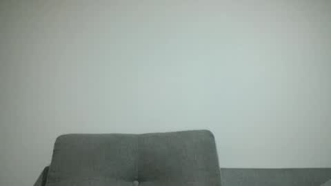 Snapshot of throwawayyourgun chatting on 12/05/24, 06:00 Luka online show from 12/05/24, 06:00