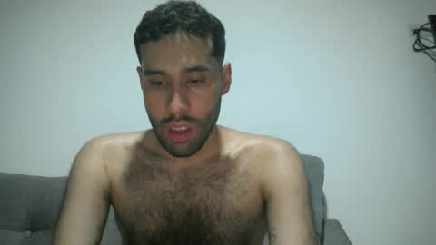 Snapshot of throwawayyourgun chatting on 02/05/25, 01:37 Luka online show from 02/05/25, 01:37