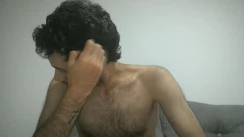 Snapshot of throwawayyourgun chatting on 09/08/25, 07:02 Luka online show from 09/08/25, 07:02