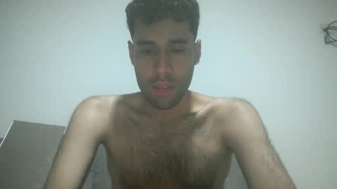 Snapshot of throwawayyourgun chatting on 10/12/25, 01:26 Luka online show from 10/12/25, 01:26