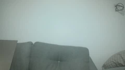 Snapshot of throwawayyourgun chatting on 10/12/25, 05:12 Luka online show from 10/12/25, 05:12