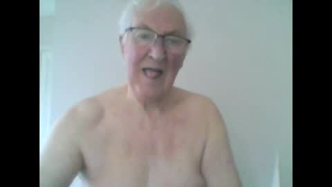 Snapshot of thruster99 chatting on 12/20/24, 10:49 thruster99 online show from 12/20/24, 10:49