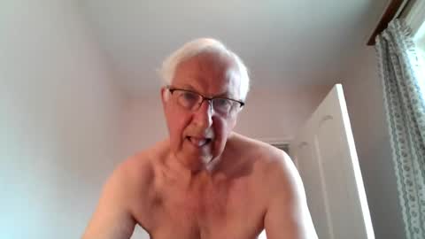 Snapshot of thruster99 chatting on 07/05/26, 07:37 thruster99 online show from 07/05/26, 07:37