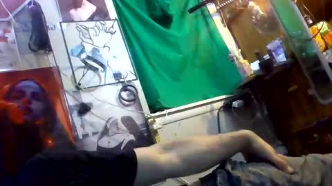 thunder8u42 online show from 12/14/25, 09:36