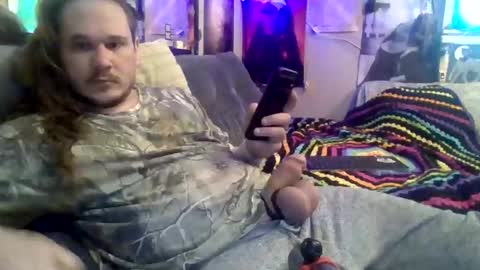 thunder8u42 online show from 04/19/26, 05:56