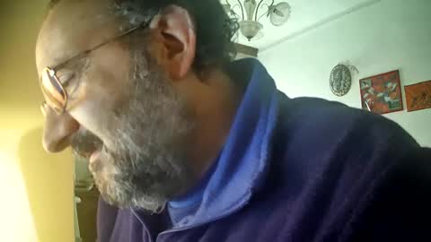 Snapshot of thunderflash73 chatting on 02/20/25, 12:57 Little Wolf online show from 02/20/25, 12:57